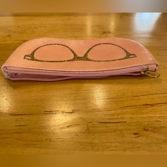 Glasses case - Picture 6 of 7